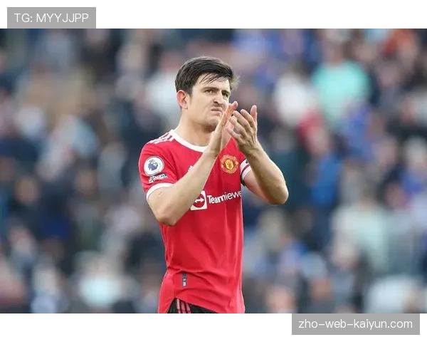 曼联中后场出球体系成熟,53.5%控球率下的效率优先策略